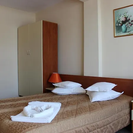 Hostel Rio Хостел Жупитер